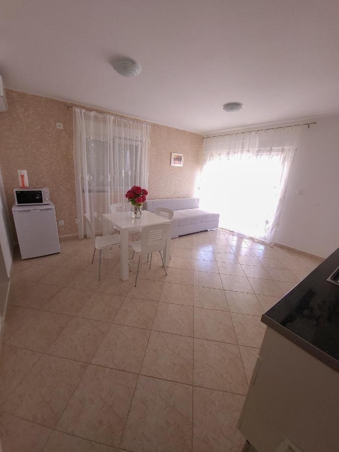 Villa Tea Ražanj Kültér fotó