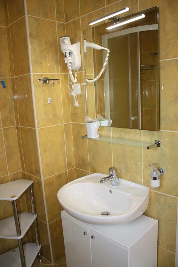 Villa Tea Ražanj Kültér fotó