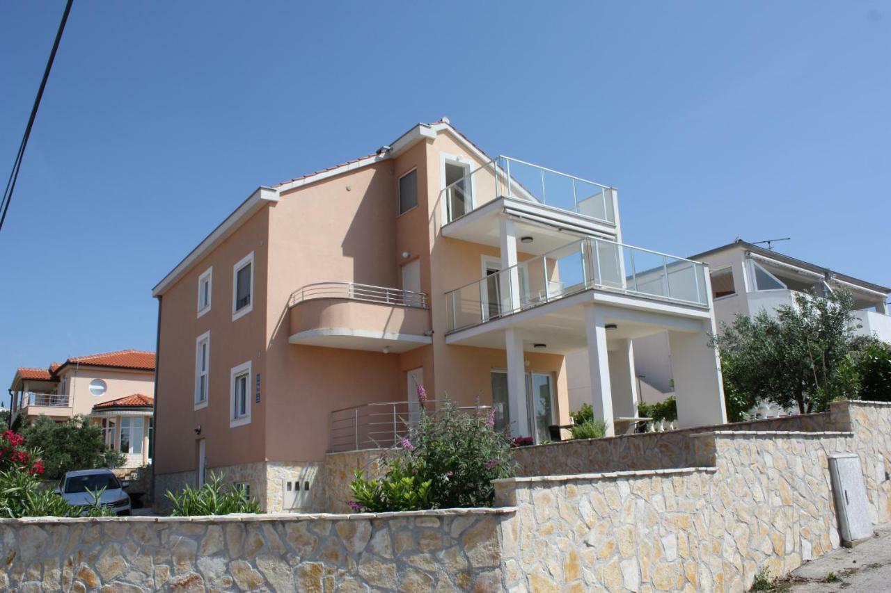 Villa Tea Ražanj Kültér fotó